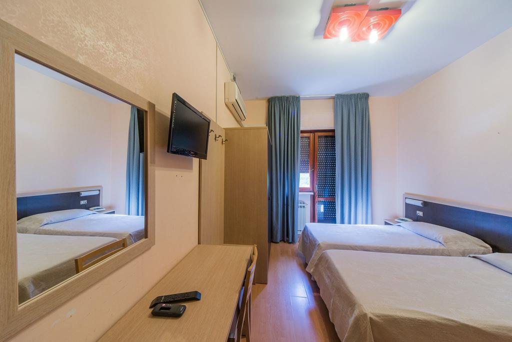 Hotel Del Camerlengo Fara San Martino Kamer foto